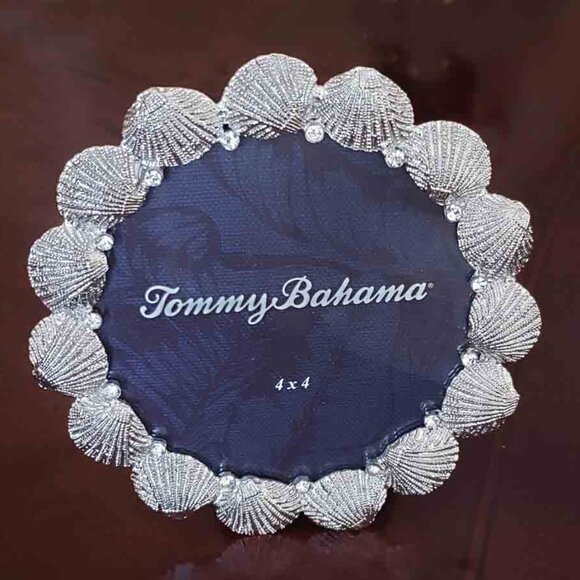 Tommy Bahama Sea Shell Photo Picture Frame 4x4 - Silver Metal Rhinestones - Picture 1 of 3